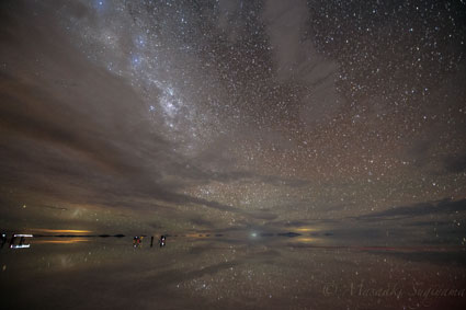 Salar de Uyuni at night