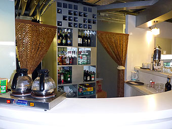 Louis' Tavern Dayroom & CIP Lounge at Suvarnabhumi International Airport