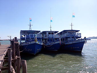 Nuan Thip Pier, Ban Phe