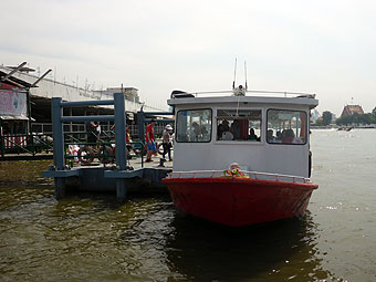 Tha Tien Pier