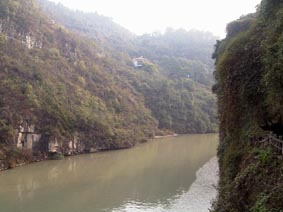 Sangyoudong (Three Visitor's Cave)