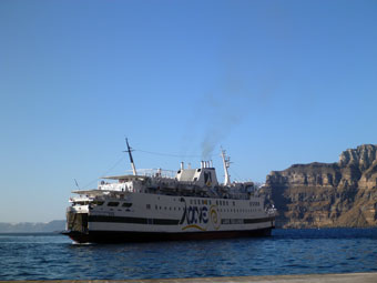 Athinios (New) Port