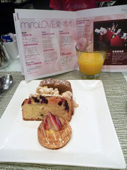 buffet breakfast at Yamm in The Mira Hong Kong
