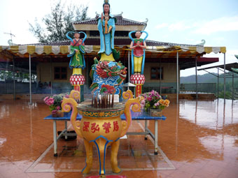 Quan Am Tu Buddhist Temple