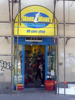 99 cent shop in Florence