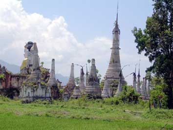 unknown pagoda, Nyaung Shwe