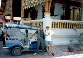 photo with tuktuk driver