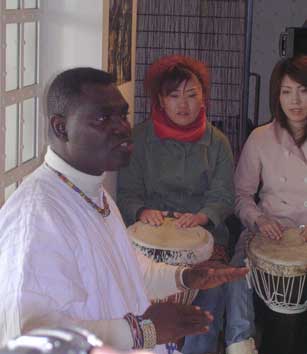 ガーナの民族楽器「ジャンベ(Djembe)」教室