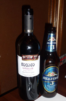 グルジア産ワインとロシア産ビール